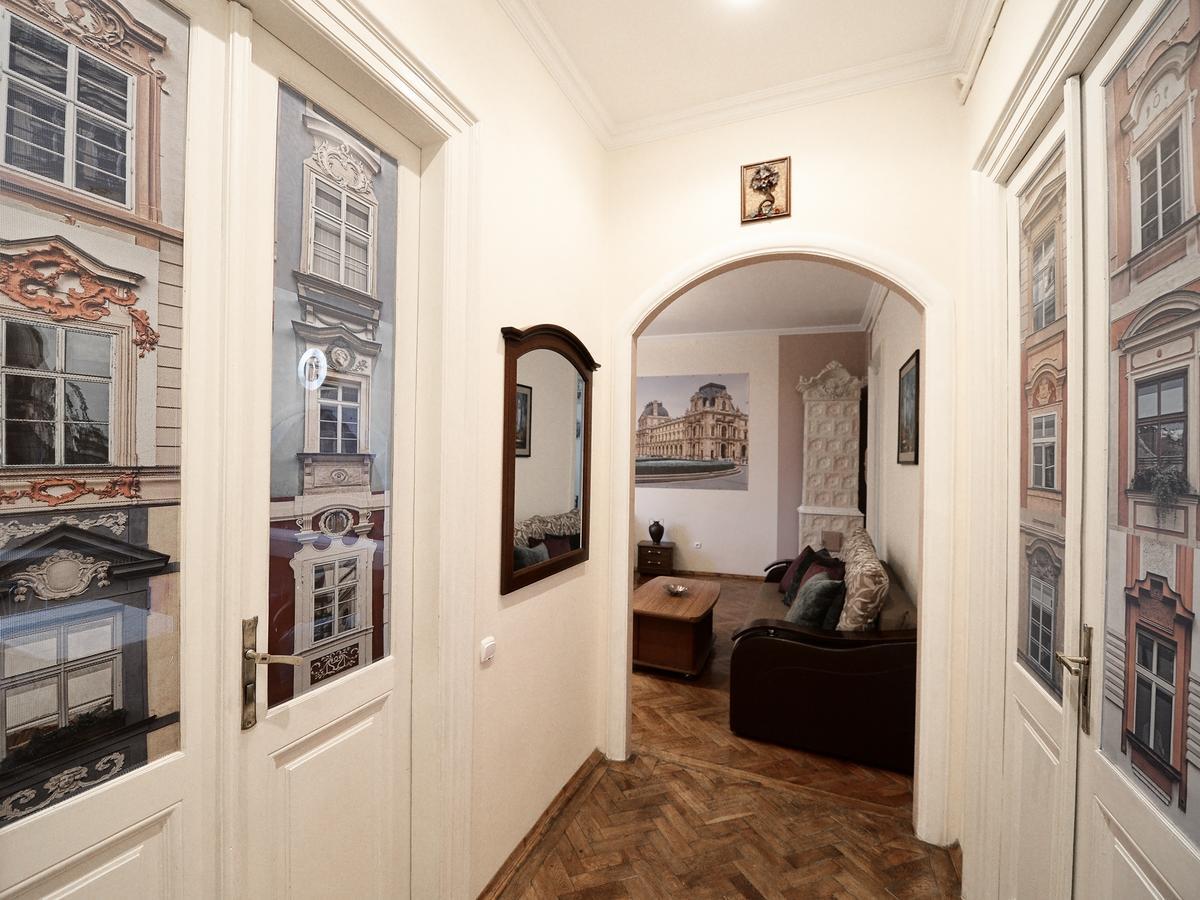The Historical Family Nest In City Centre Lviv Luaran gambar