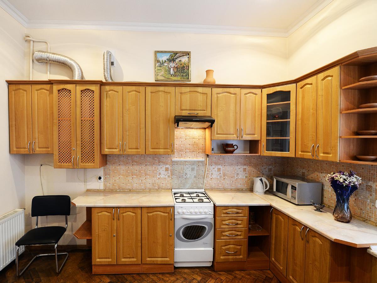 The Historical Family Nest In City Centre Lviv Luaran gambar