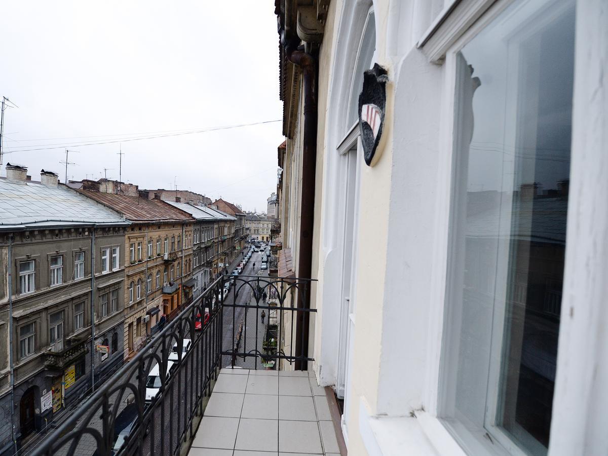 The Historical Family Nest In City Centre Lviv Luaran gambar